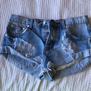 One Teaspoon cuffed bandit shorts.